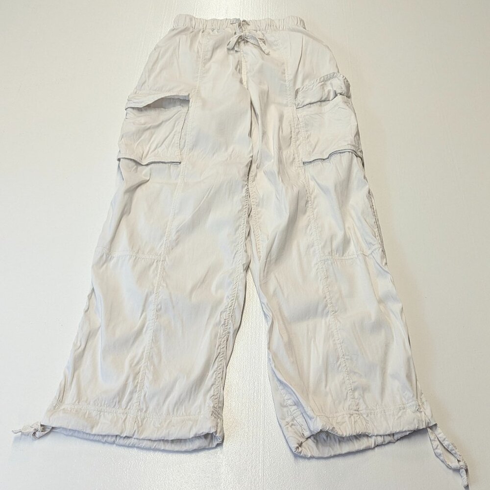Lululemon Lightweight Adjustable Mid-Rise Cargo Pant Bone Size XXXS *0-2
